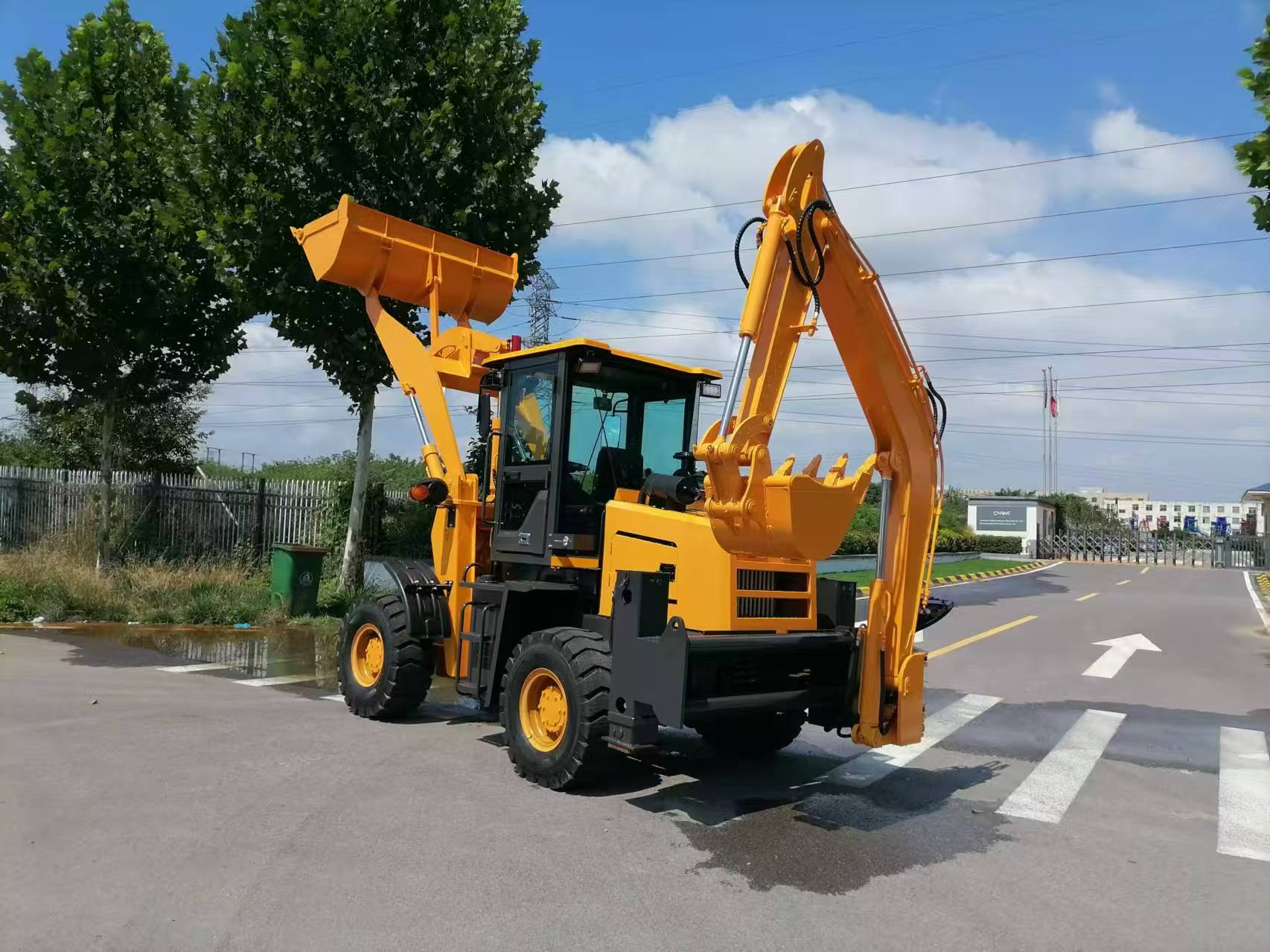 2.5-ton backhoe loader