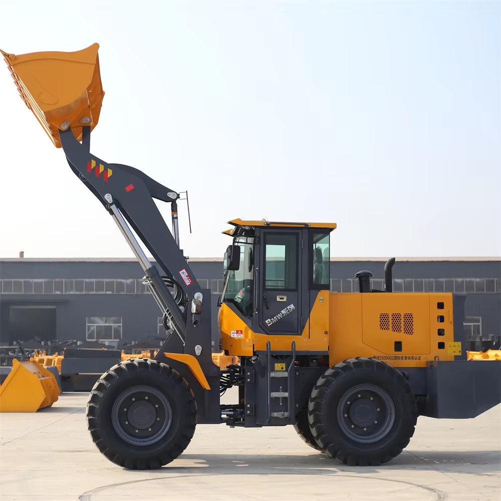 8.5-ton wheeled excavator