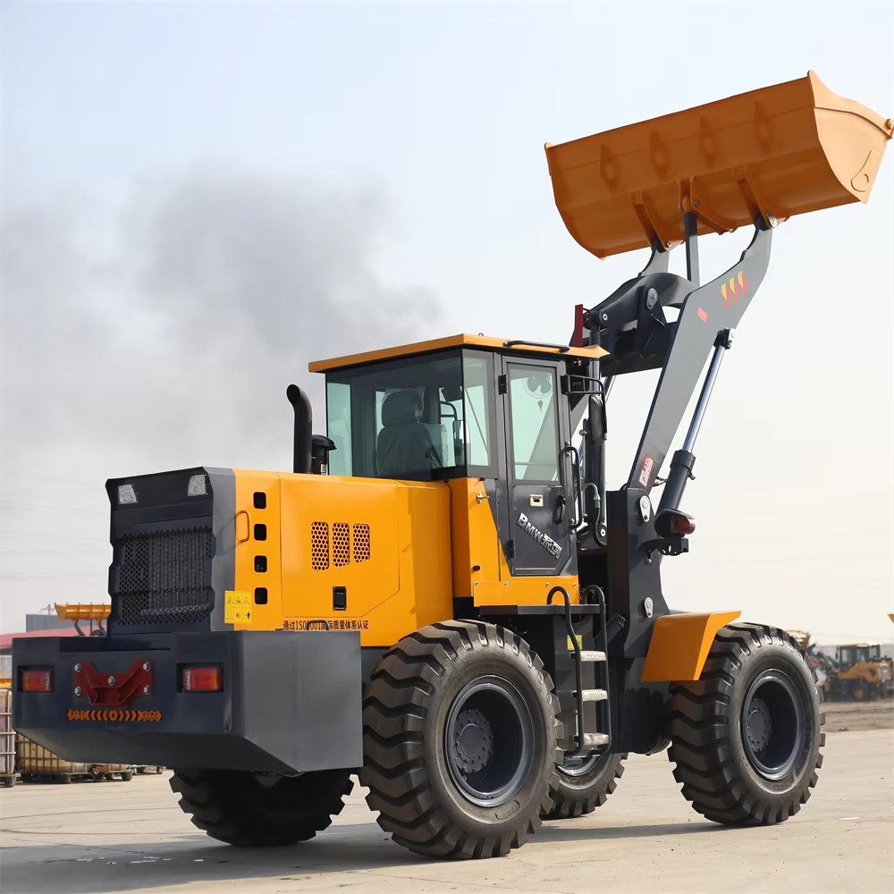8.5-ton wheeled excavator