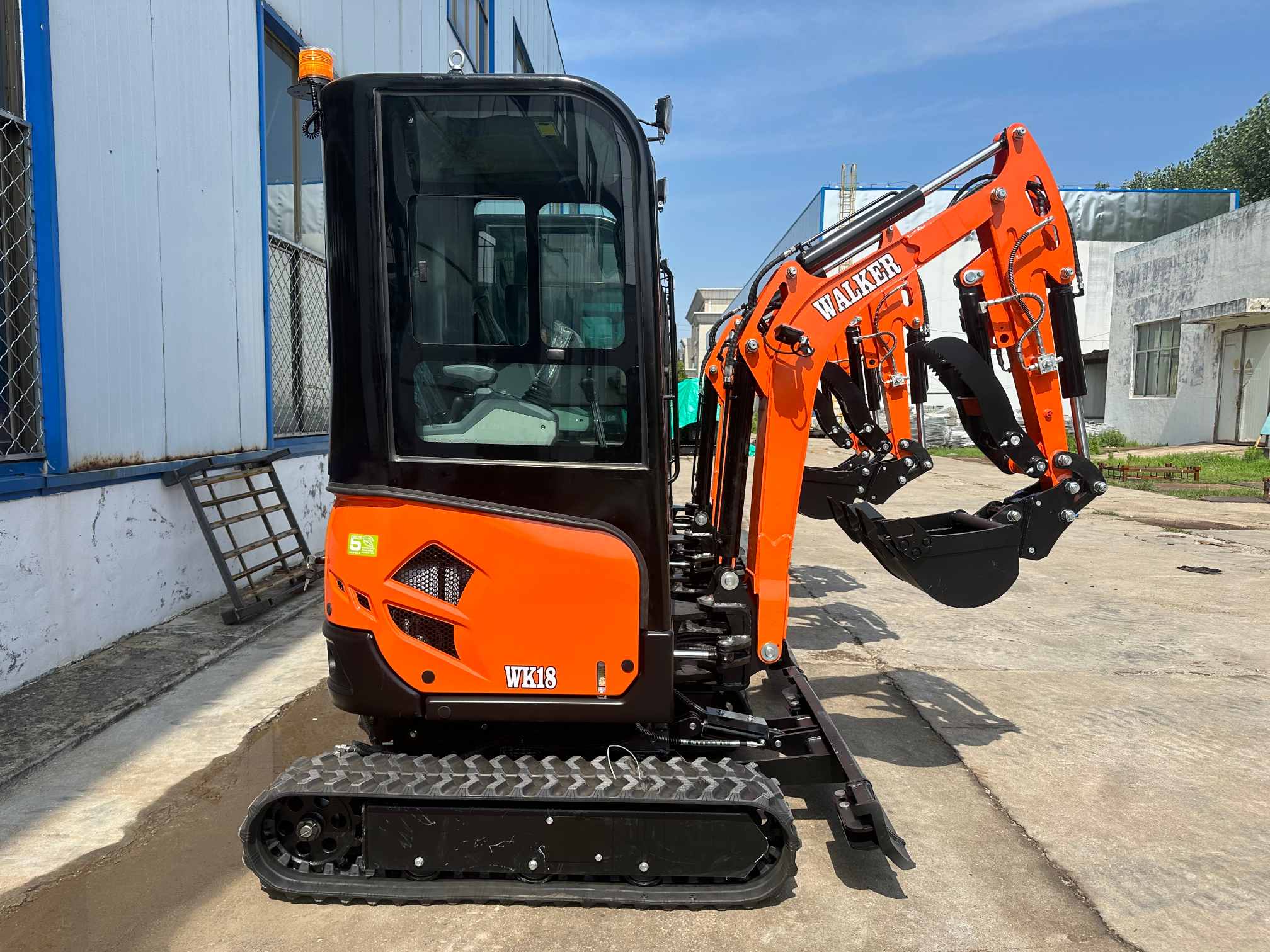 1.8 Ton Excavator